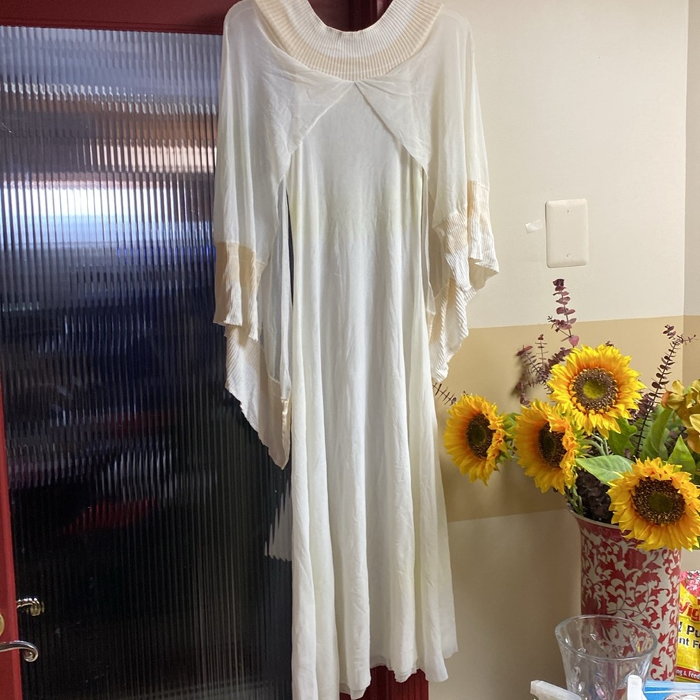 Fuzzi Made in Italy 🇮🇹 Stunning Stretch Maxi Dress NeverUsed